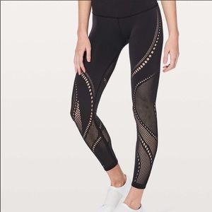 Lululemon cut out leggings- like new
